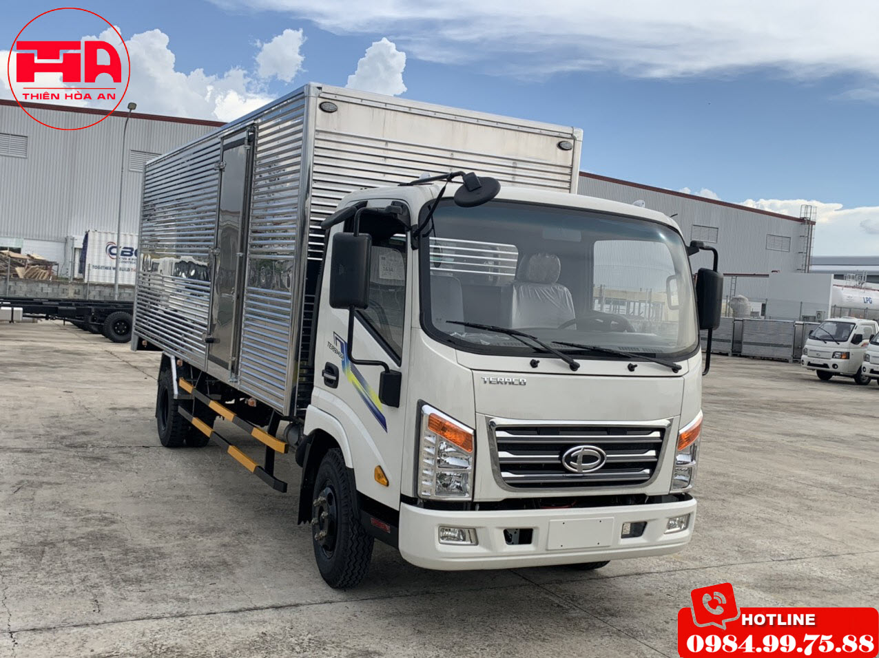 Xe tải Tera 345SL 3.5 Tấn Thùng Kín INOX Euro5