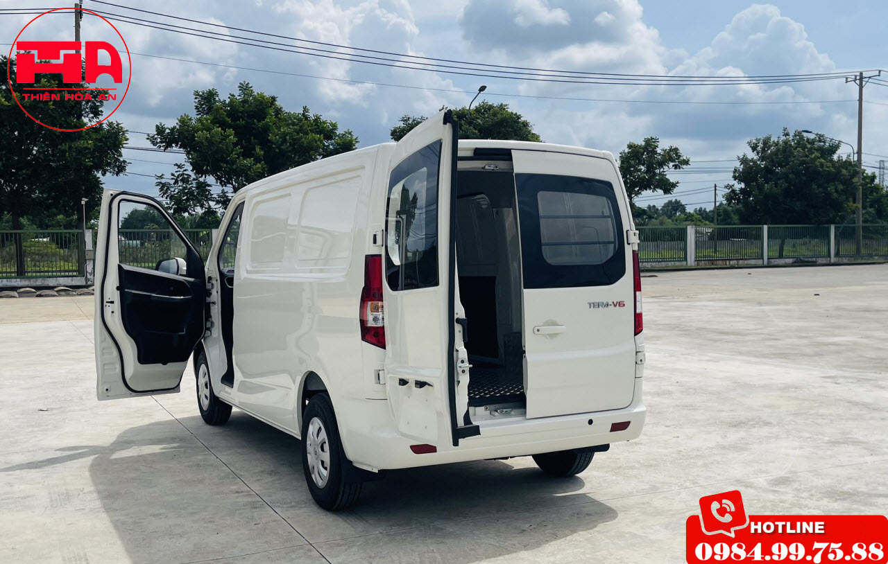 xe tải van Tera V6 945kg tại Thái Bình