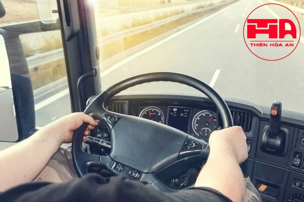 Hướng dẫn sử dụng vô lăng xe ô tô tải