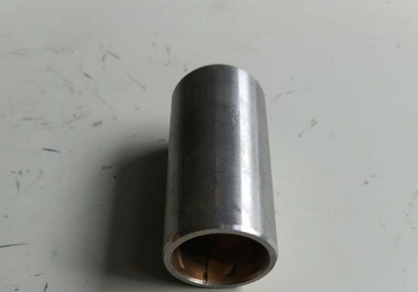 bạc ắc nhíp xe tải