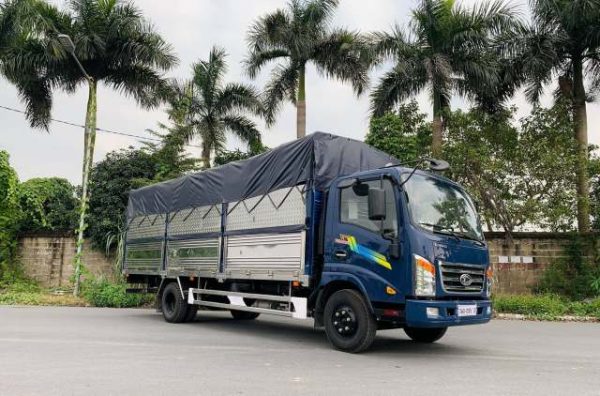 Xe tải Daehan Teraco Tera 190SLE5 thùng mui bạt 1.8 tấn